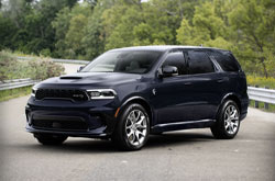Research 2025 Dodge Durango Exterior Grid